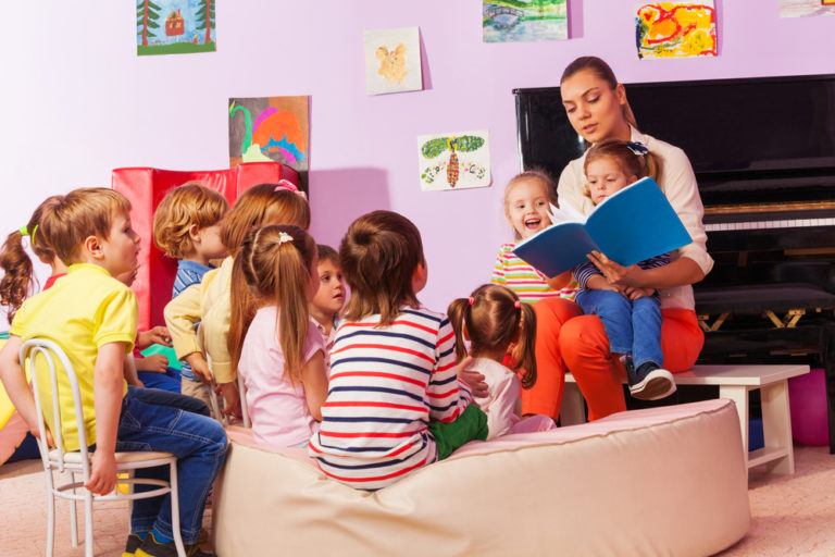 Kids teaching - nursery nurse