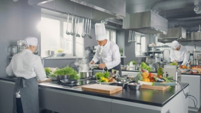 responsibilities of professional chef