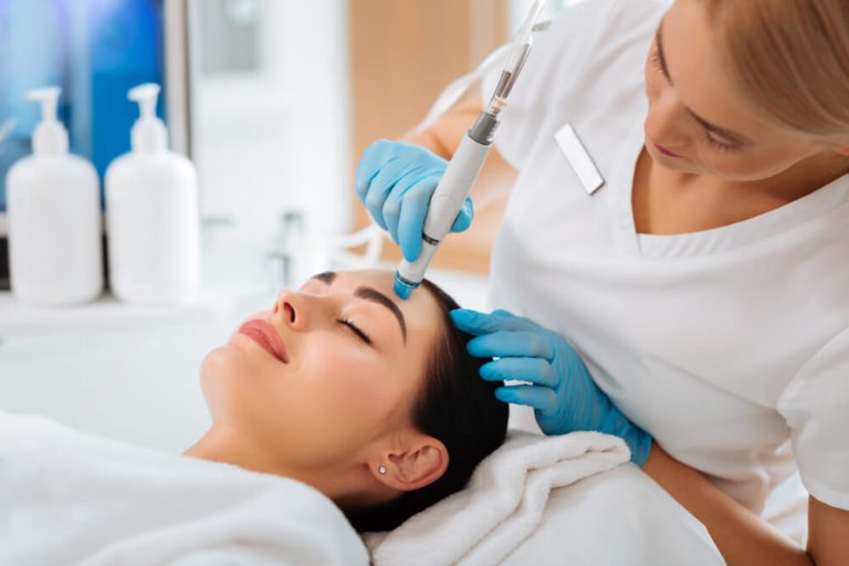 how to become a mortuary beautician