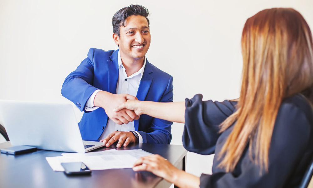 Business Contract & Compliance Manager