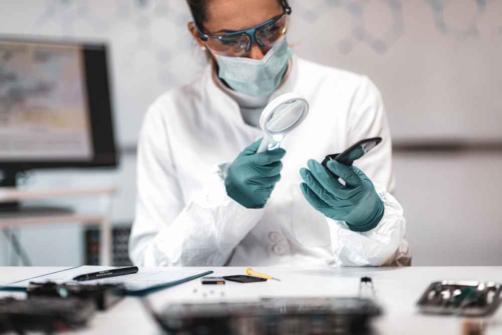 Digital Forensic Science: Investigating Cyber Crimes & Data Recovery
